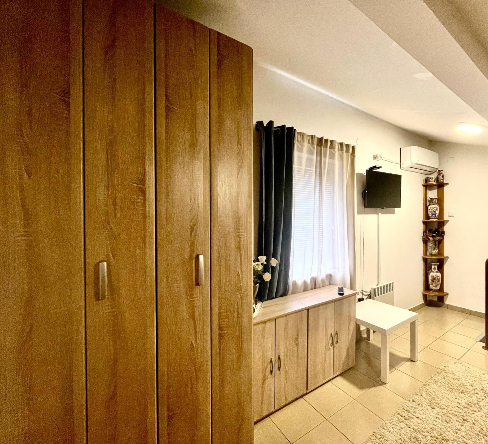 Guesthouse Vladimir & Ana Pančevo Εξωτερικό φωτογραφία